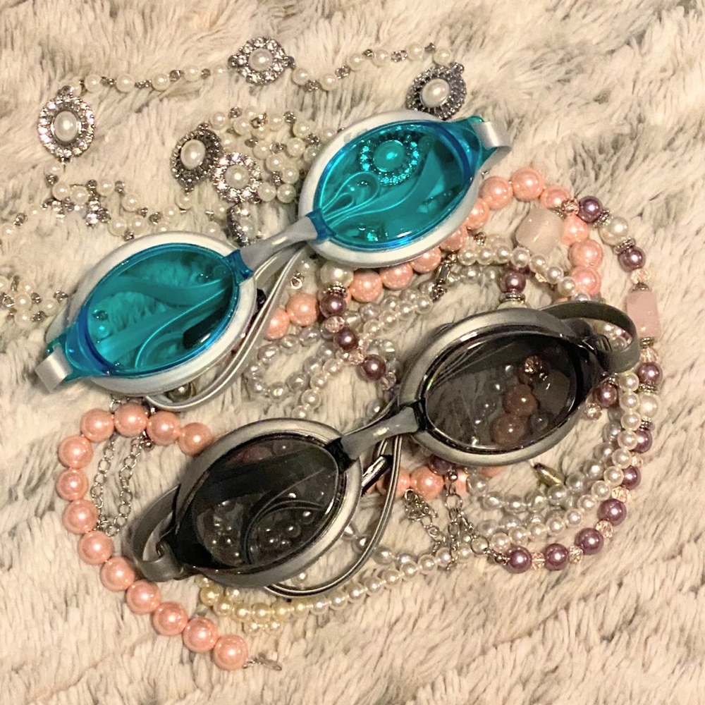 🌟NWOT🌟🏊‍♀️Delfin Pacesetter Swimming goggles